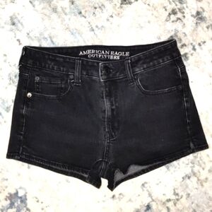 American Eagle Black 360° Super Stretch Shorts sz- 4 Inseam 2"
